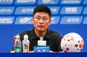 东体：英博在争冠气势上已完全掌握主动，李国旭临场应变完胜约翰